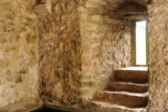 33 Fonti
