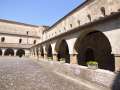 fiastra_chiostro_08.jpg