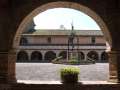 fiastra_chiostro_21.jpg