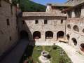 01_valdicastro_esterni_chiostro_28.jpg