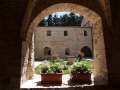 01_valdicastro_esterni_chiostro_42.jpg