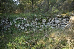 05 Muretto dell'antica strada per Spoleto