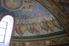 161s Anziani in venerazione