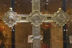 19a Vannuccio di Viva da Siena Croce-reliquiario della Vera Croce e di altre reliquie