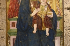 13 Carolino da Viterbo Madonna con il Bambino in trono incoronata da due angeli