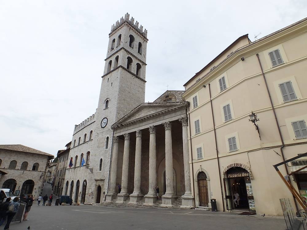 Church of Santa Maria sopra Minerva - Virtual Tour 360°
