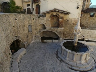 fonte fontecchio 03