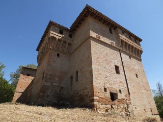 castello dei chiaravalle - todi 11